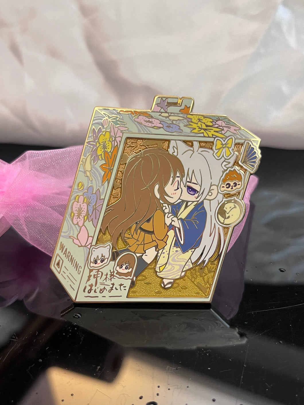 In Hands Toy box Kamisama